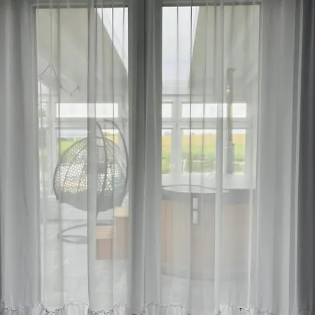 Przystan Nad Stawem Z Balia Poleczyno