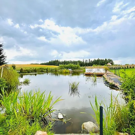 Przystań Nad Stawem Z Balią Poleczyno